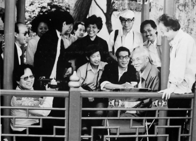 1990年，葉淺予師生藝術行路團在浙江